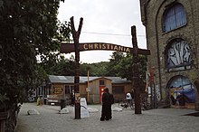 220px-Entr%C3%A9e_de_Christiania.jpg