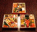 Osechi- eller japansk nyttårsmat i oppdelte boksar