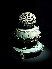 Korea - Seoul - National Museum - Incense Burner 0252-06a.jpg