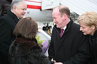 Lech Kaczyński Arrives in Dublin (2).jpg