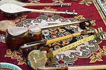 Музыкальные инструменты Ребаб и Дутар в Таджикистане