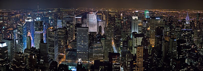 New York Midtown Skyline at night - Jan 2006 edit1.jpg