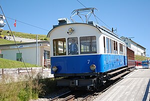 BDhe 2/4 7 im Bahnhof Rigi Kulm, 2011