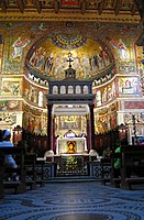 Абсида Санта Марія ін Трастевере з мозаїкою Кавалліні