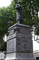 Statue d'Armand Barbès