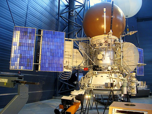 Les deux sondes du programme Vega soviétique largueront un atterrisseur et un ballon dans l'atmosphère de Vénus.
