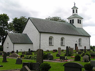 Breareds kyrka sedd från vägen