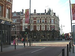 Clapham Junction, The Falcon - geograph.org.uk - 1445529.jpg