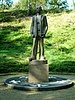 Kamp Amersfoort: Monument en "De stenen man", Gevangene voor het vuurpeloton