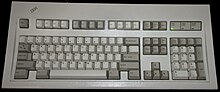 IBM : clavier modèle M.