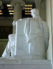 lincoln statue