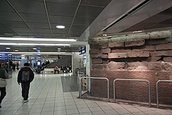 Falmaradványok a Roma Termini pályaudvaron