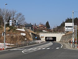 阿賀町芦沢交差点（新津川トンネル東側）付近