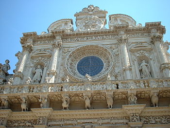 Rosone barocco della Chiesa di Santa Croce, Lecce