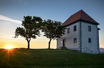 Vinogradniški dvorec se prebuja