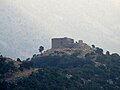 Château qui domine le plateau.