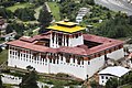 Pogled na Rinpung dzong iz Nacionalnega muzeja