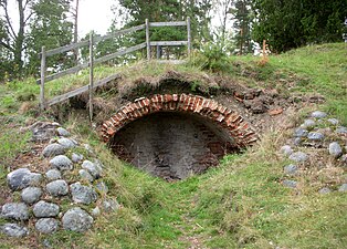 Ruin efter tidigare sjökrog vid Trindborgen.