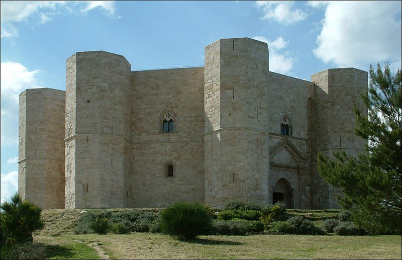 Bild:Casteldelmontelrtp.jpg