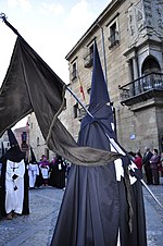 Miniatura para Capirote (penitente)