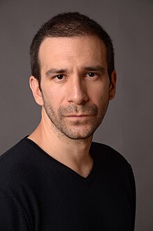 Daniel Ortiz, actor bilingüe español-inglés
