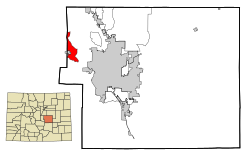 This map shows the incorporated and unincorporated areas in El Paso County, Colorado, highlighting Cascade-Chipita Park in red. It was created with a custom script with US Census Bureau data and modified with Inkscape.
