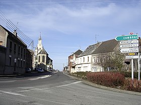 Inchy est traversée par l'ancienne route nationale