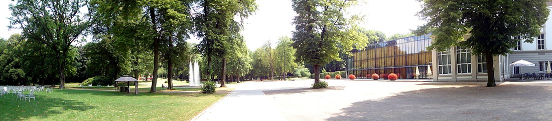 Kurpark met rechts Kurhaus