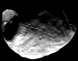 A Stickney-kráter (Viking–1 1977 június 10.)