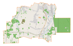 Mapa konturowa gminy Poczesna, blisko prawej krawiędzi nieco na dole znajduje się punkt z opisem „Dębowiec”