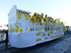 Char de la fête votive des Saintes-Maries-de-la-Mer