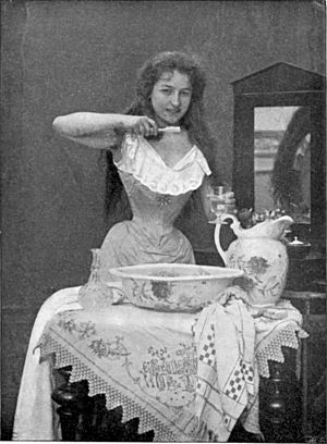 A photo from 1899 showing the use of toothbrush.