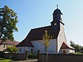 Kirche mit Ausstattung und Kirchhof mit Einfriedung sowie fünf Lindenbäume an der Kirchhofsmauer