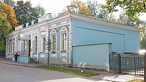 Здание бывшего приюта отставных чиновников имени Голембиовского, в котором располагается музей
