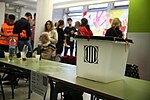 Valurna i vallokal under dagen för folkomröstningen.
