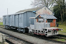 Le wagon couvert « US 17 » 23970 à quatre portes, restauré à Chaillevette en 2017  Classé MH (1990)[20].