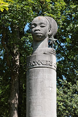 Le sommet de la colonne.