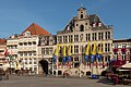 Bergen op Zoom, townhall with hotel (Hotel de Draak)