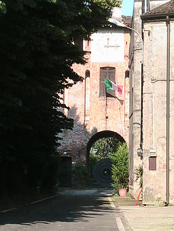 Torre di ingresso del castello