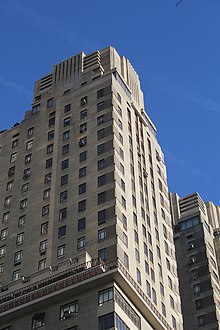 Detail of the top of the building, showing terraces at the setbacks, as well as horizontal and vertical grooves at the crown Central Park West Mar 2022 02.jpg