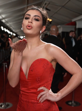 Charli XCX at the 2017 Grammy Awards Charli XCX Grammys 2017.png