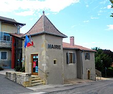 Ang Town Hall sa Saint-Bonnet-de-Cray