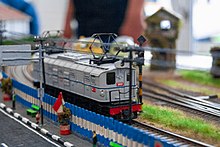 Miniatur lokomotif ESS 3200 skala 1:76 (OO) di sebuah pameran miniatur.