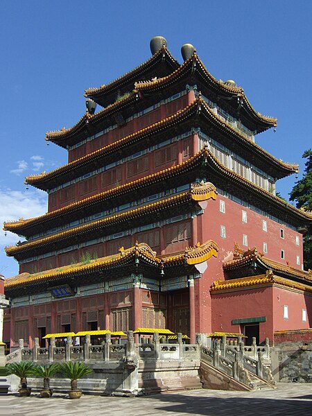 File:Puning Temple, Hall of Mahayana.jpg