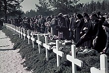 Heroes' Memorial Day in Joensuu 19 May 1940. Sankarihautajaiset Joensuussa 19.5.1940.jpg