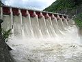 Et vannkraftanlegg (Yasuoka Dam) i Japan Een waterkrachtcentrale (Yasuoka Dam) in Japan