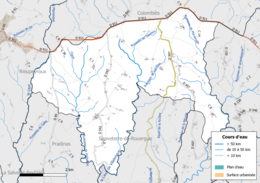 Carte en couleur présentant le réseau hydrographique de la commune