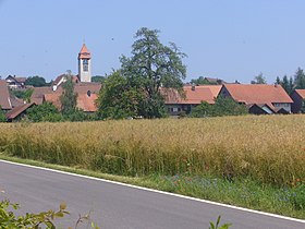 Teilansicht des Dorfkerns von Südsüdwesten