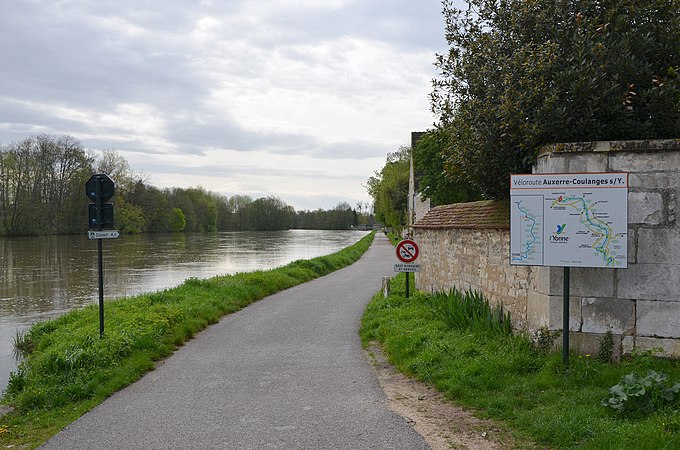 Canal du Nivernais a Vincelles
