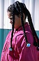 お下げ髪の女性（1997年、カナダはヌナブト準州のイヌイット）